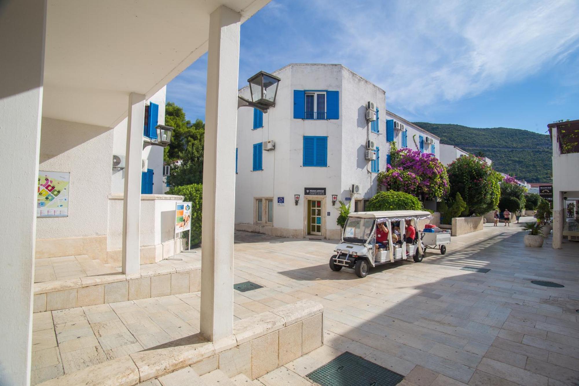 Slovenska Plaza Hotel
