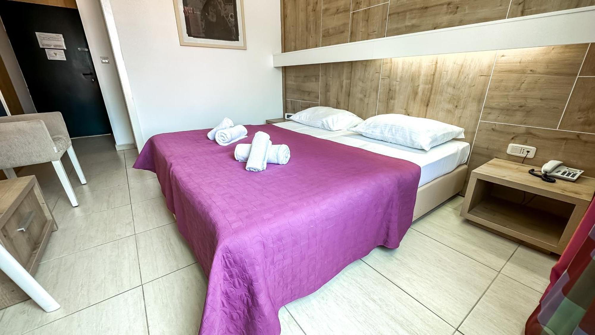 Slovenska Plaza Budva