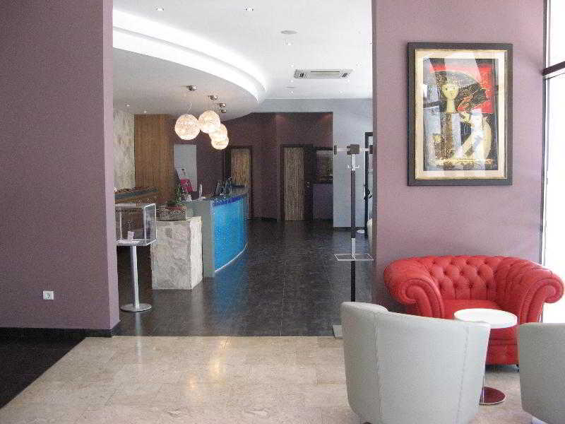 Slovenska Plaza Hotel
